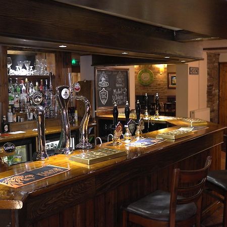 The Vane Arms Hotel Sudborough Bagian luar foto