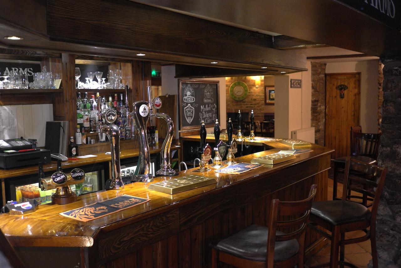 The Vane Arms Hotel Sudborough Bagian luar foto