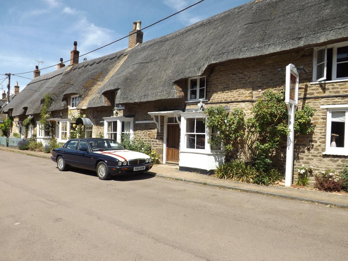 The Vane Arms Hotel Sudborough Bagian luar foto